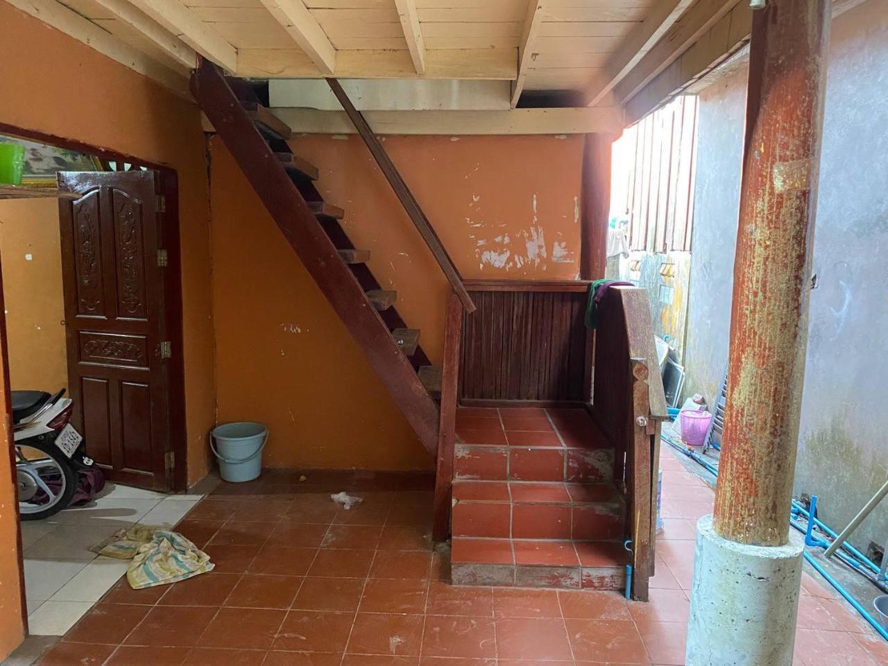 Para Hostel Kohrong Kaoh Touch Zewnętrze zdjęcie